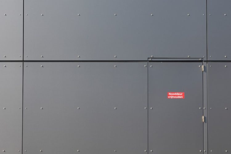 Photo Custom Header Feature